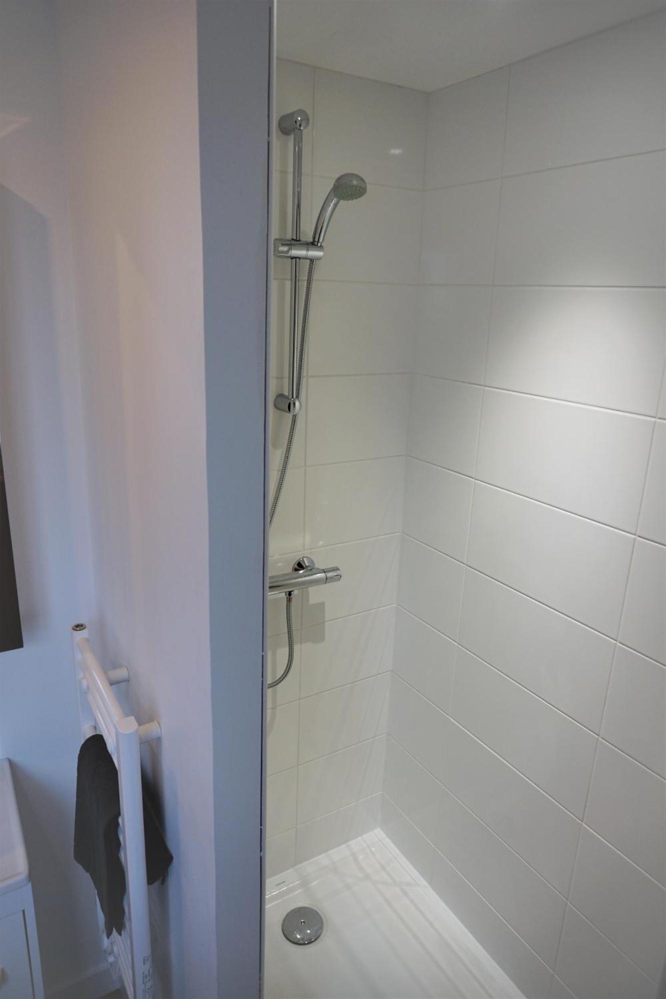 Les studios propres et tout équipés Brest Habitación foto